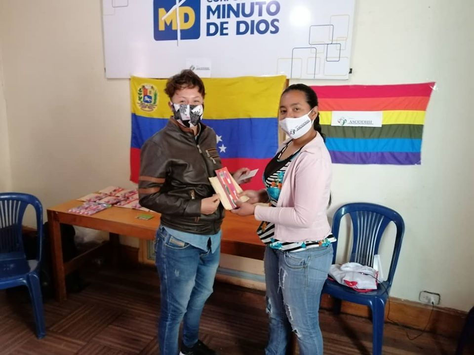 6072cd_6c142df7f13f45fcb7937918f8eec63cmv2